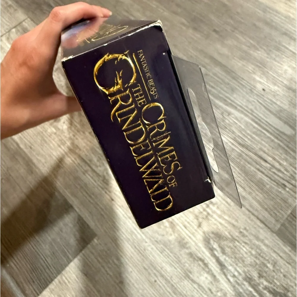 Fantastic Beasts Crimes of Grindelwald Albus Dumbledore Wand NWT NWB Never open - Picture 5 of 6
